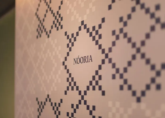 Nooria Sicilian Charme تْشيفالو